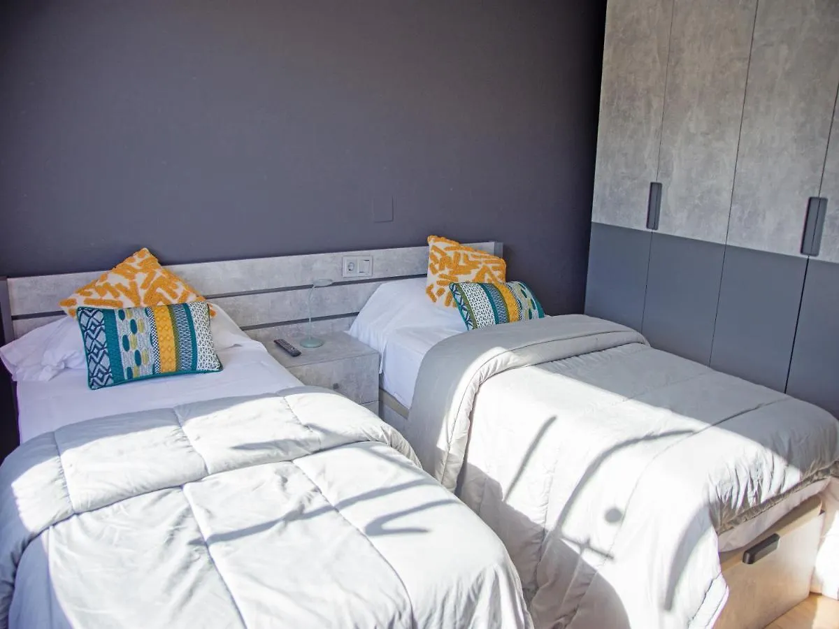 Apartamentos Santander Maliano Suites 3000 0*,